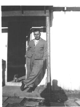 dad1.jpg (10469 bytes)